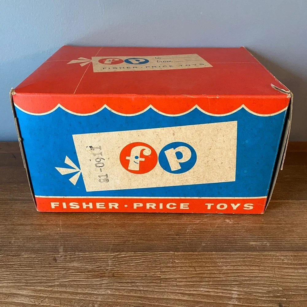 Vintage Fisher Price The Cackling Hen 120 Wooden Pull Toy with Original Box